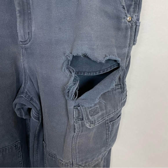 Duluth Bib Overalls Destroyed Men Distressed Gray Men Cargo 42x30 Cotton Work - Picture 7 of 15